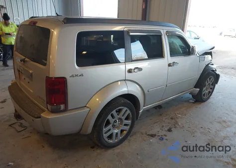 2010 Dodge Nitro Sxt из США, поврежденный, VIN 1D4PU5GX7AW137862